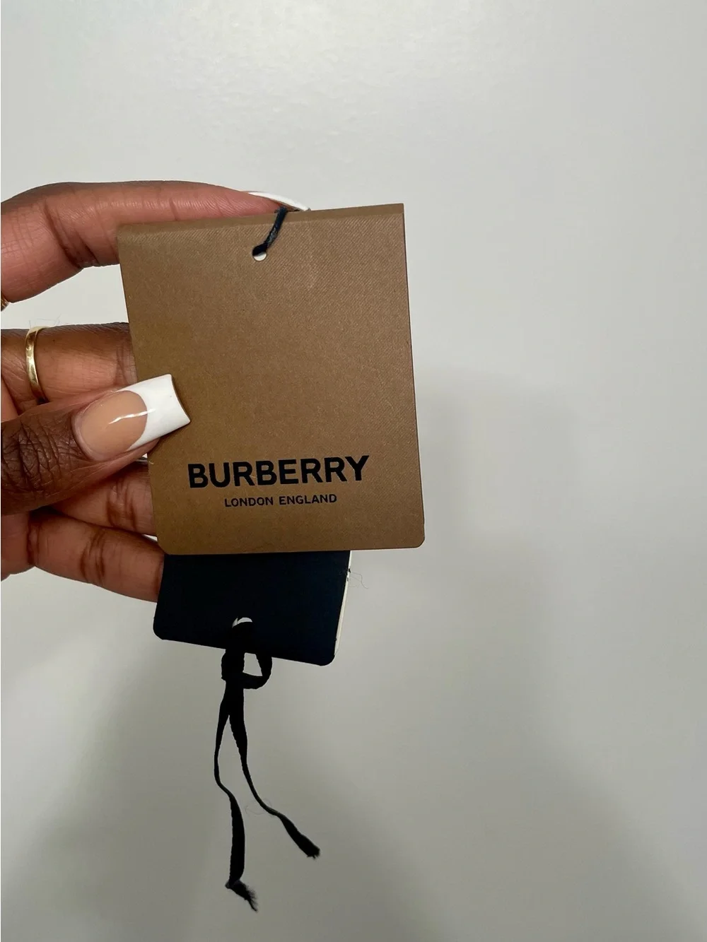 Burberry authentic grey